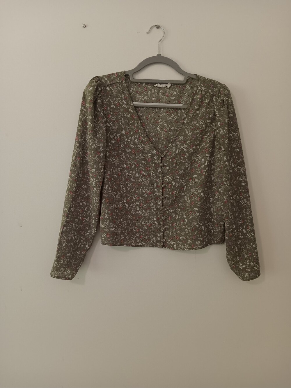 Lush Sage Green Floral Button Down Long Sleeve Blouse Medium Cottagecore Coastal - Picture 3 of 6